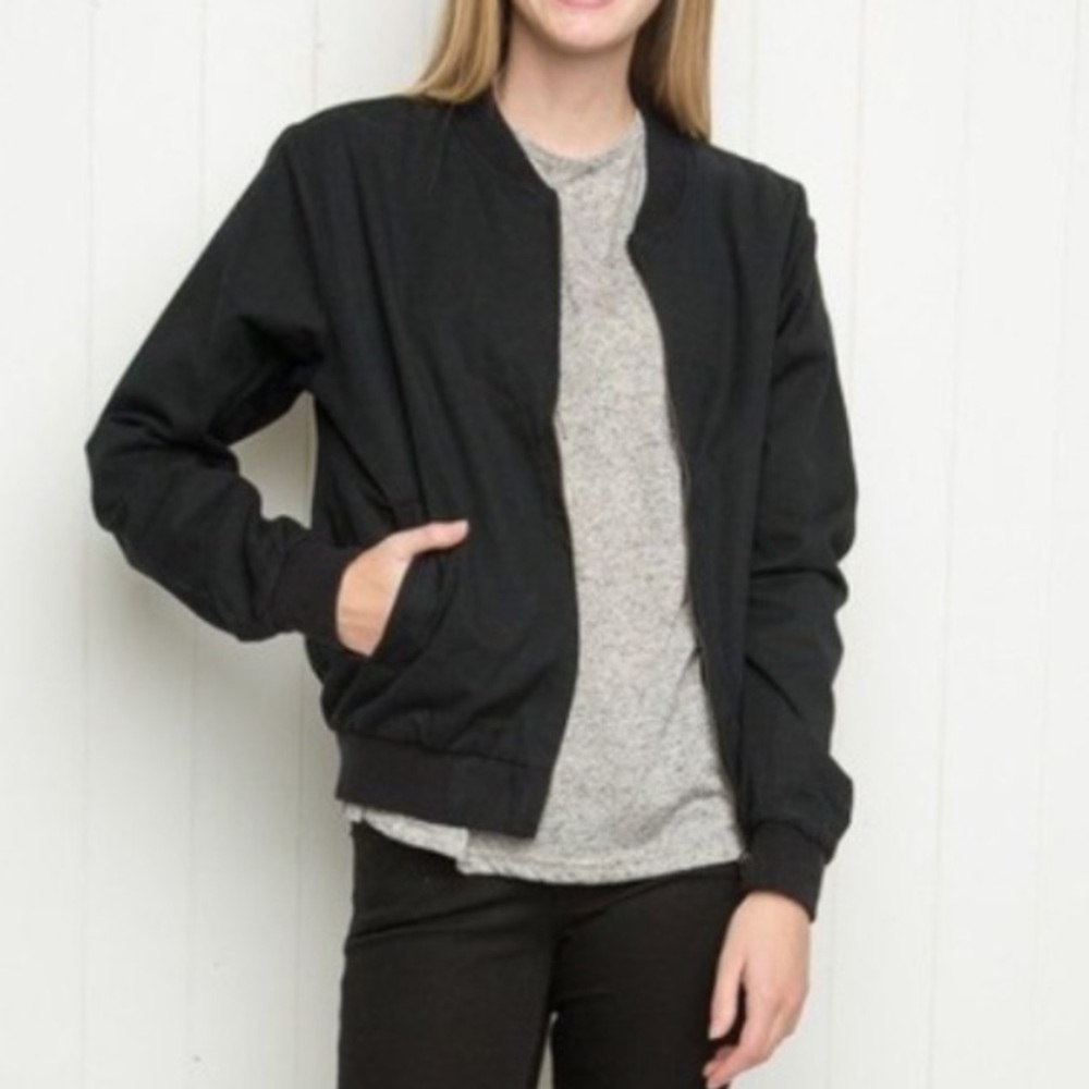 Brandy Melville Kasey cotton bomber jacket ( os )